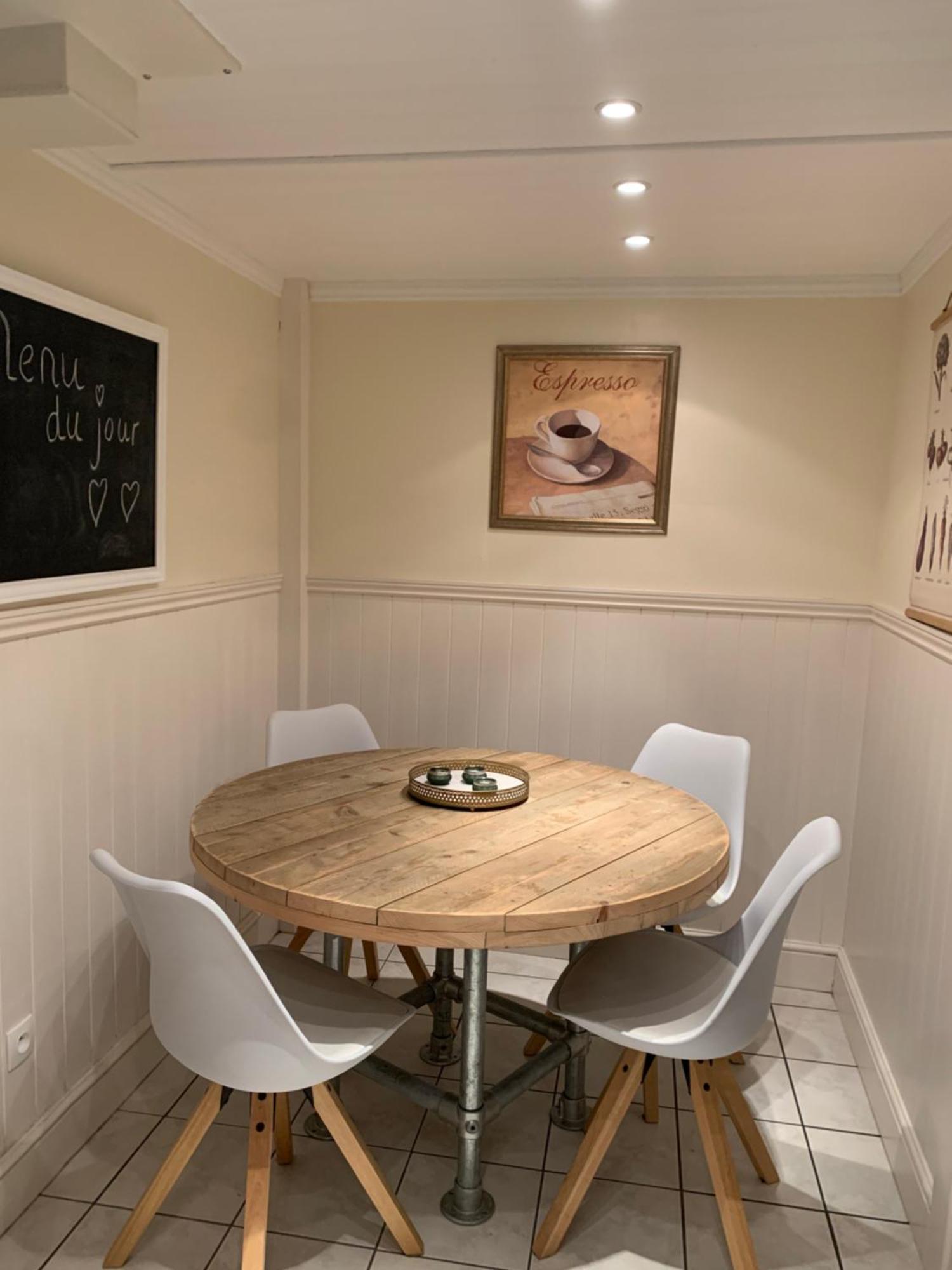 Gite Maison Du Trottoir, Sussac Екстериор снимка